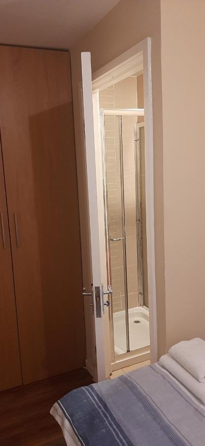 Delightful Home Stay - Double Ensuiteroom. Glasgow Exteriér fotografie