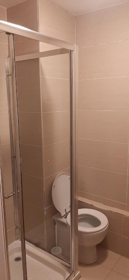 Delightful Home Stay - Double Ensuiteroom. Glasgow Exteriér fotografie
